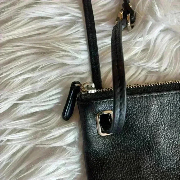 Coach Black Leather Crossbody Bag, Adjustable Strap, Zipper Pebbled Leather - Picture 2 of 13